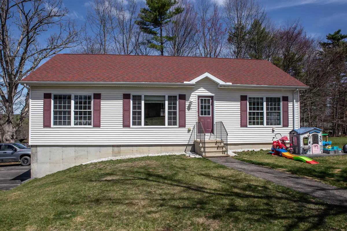 30 Cricket Hill Way, Franklin, NH 03235 - #1