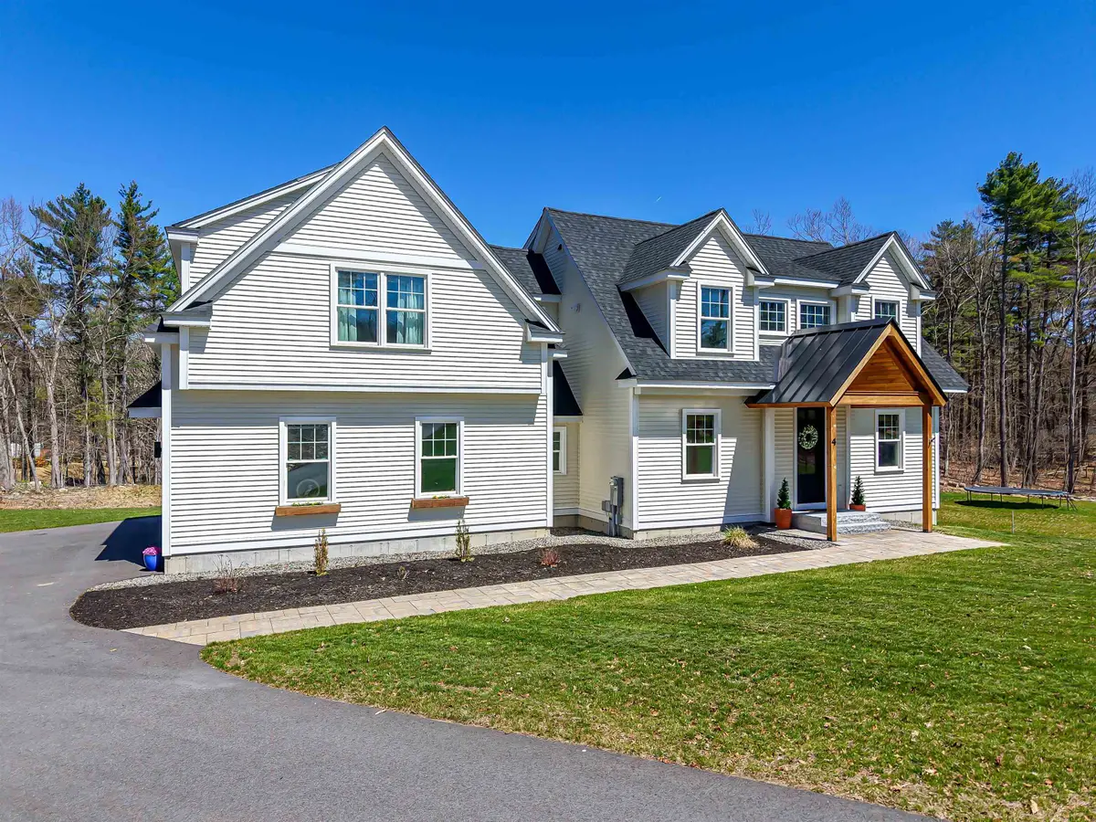 4 West Shore Park Road, Kingston, NH 03848 - #1