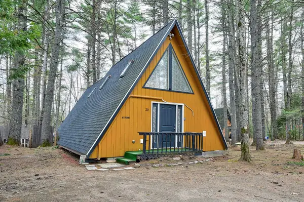 20 Lake Pines Circle, Conway, NH 03818