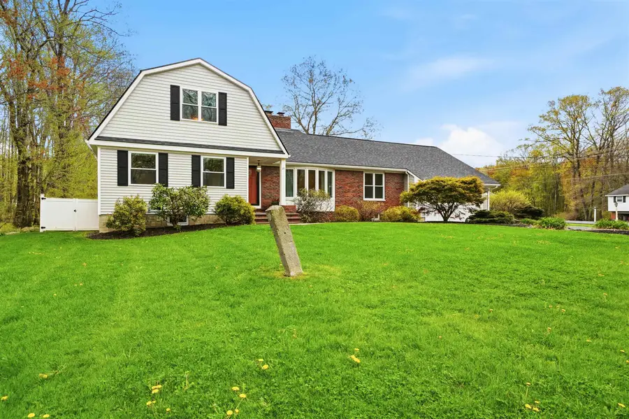 21 Christine Drive, Atkinson, NH 03811 - #3