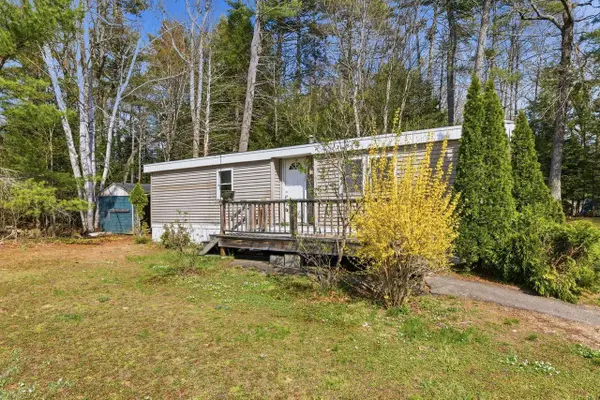 211 Emerald Drive, Barrington, NH 03825