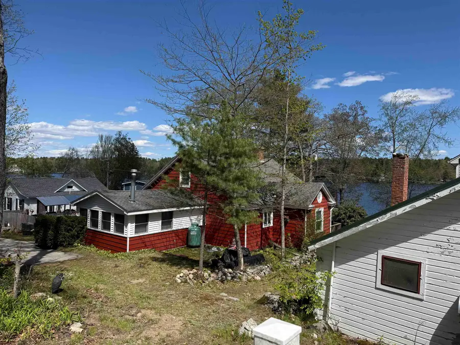 6 Milford Street, Amherst, NH 03031 - #2