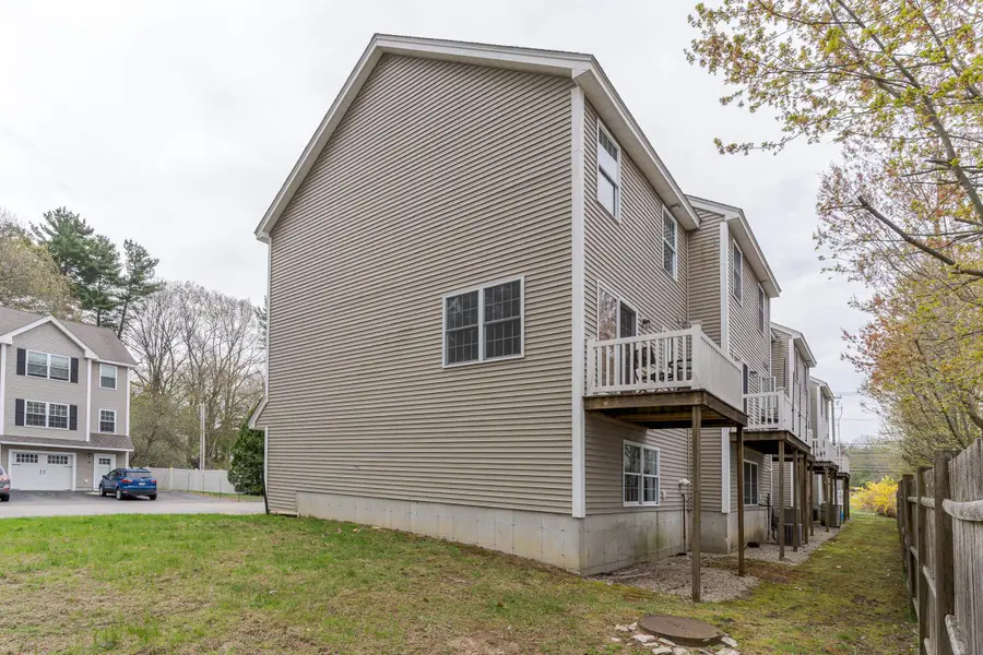 7 Harvest Drive, Dover, NH 03820 - #2