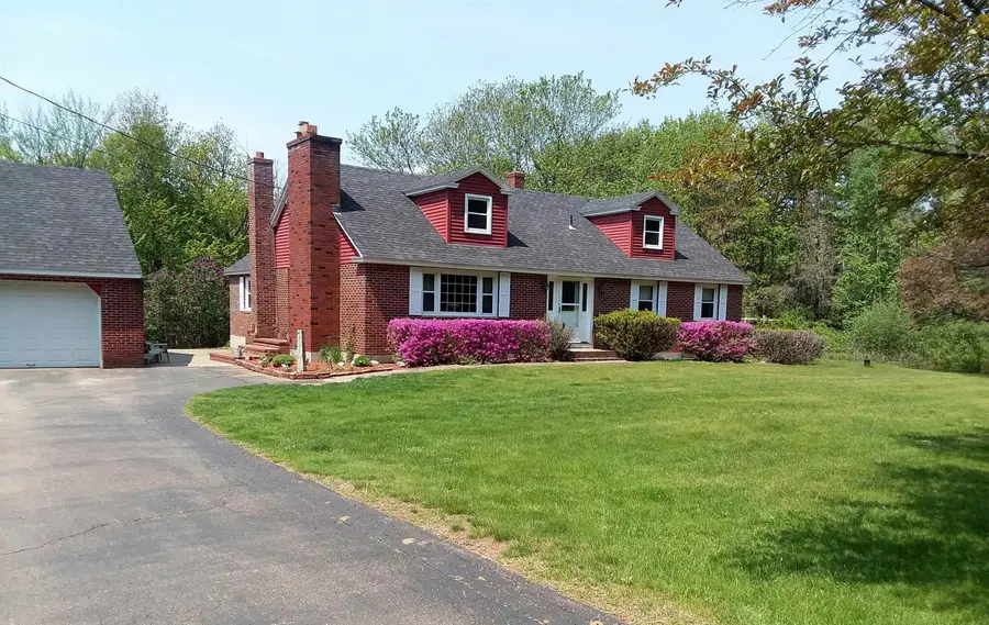 421 Pleasant Street, Franklin, NH 03235 - #3
