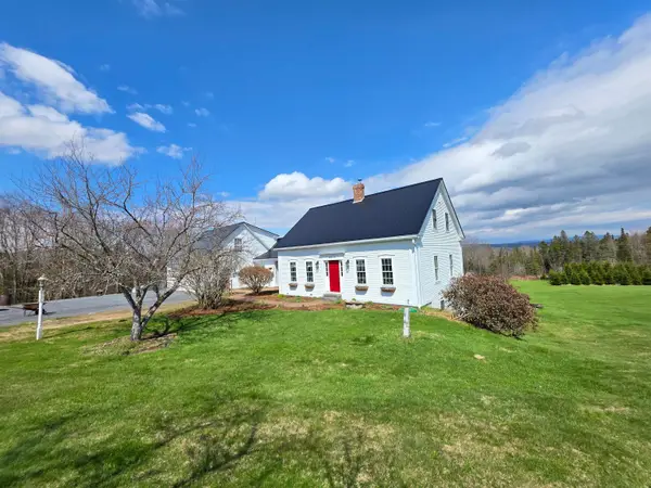2810 Underpass Road, Sutton, VT 05867