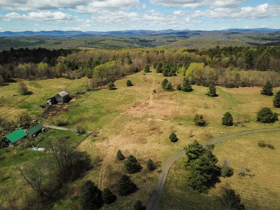 667 Cemetery Street, Brookfield, VT 05036 - #2