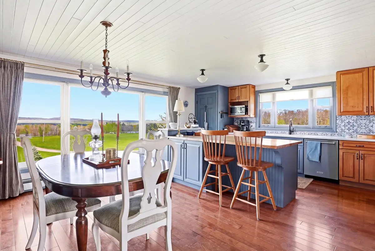 557 South Barnstead Road, Barnstead, NH 03225 - #1