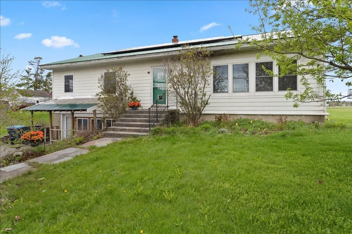 1235 Main Street, Fairfax, VT 05454 - #1