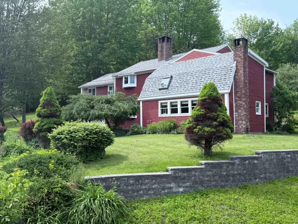 904 Moscow Road, Stowe, VT 05672