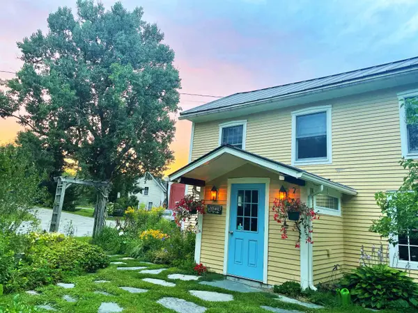 5677 Main Street, Waitsfield, VT 05673