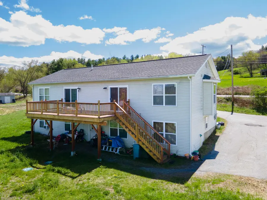 264 Chestnut Street, Claremont, NH 03743 - #2