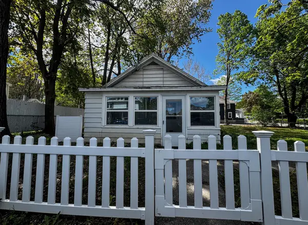99 Coolidge Avenue, Bennington, VT 05201