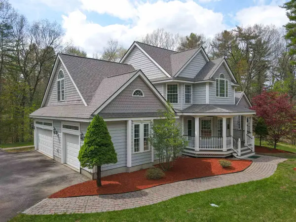 17 Aldrich Street, Litchfield, NH 03052