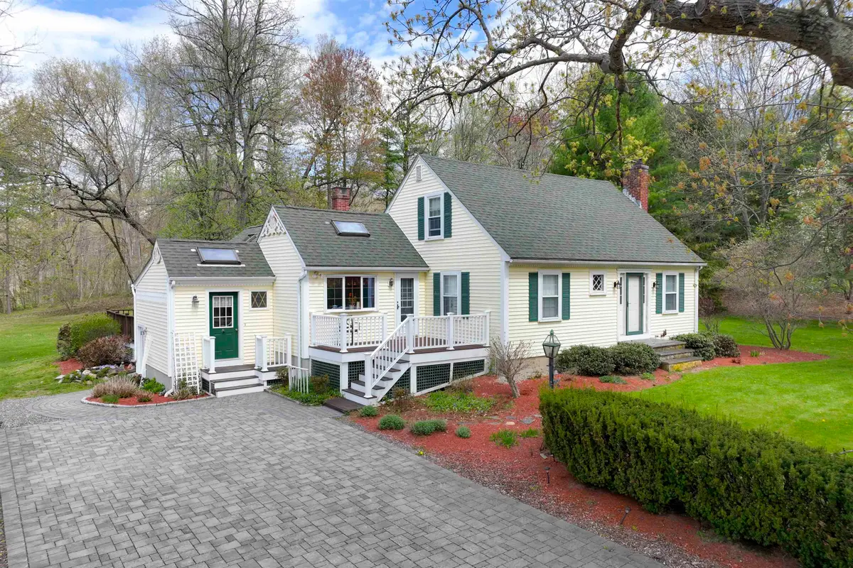95 Kingston Road, Exeter, NH 03833 - #1