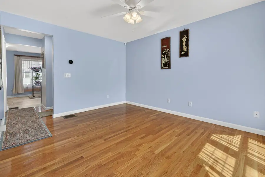 148 Karatzas Avenue, Manchester, NH 03104 - #3