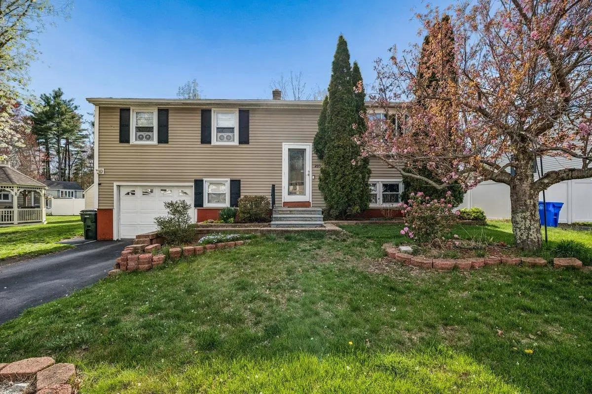 205 Brent Street, Manchester, NH 03103 - #1