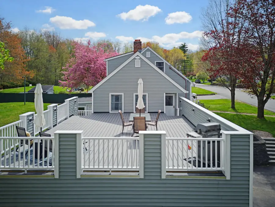 9 Springview Terrace, Plaistow, NH 03865 - #2