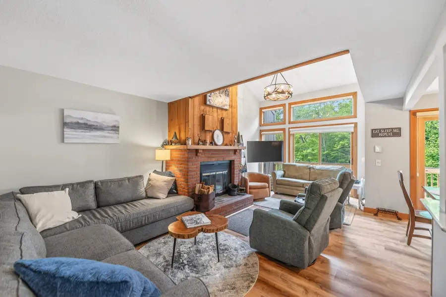 15B Snow Tree Lane #Clovers B, Dover, VT 05356 - #2