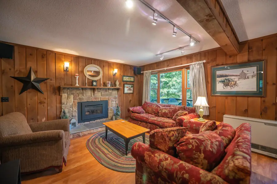 49 West Road, Wilmington, VT 05363 - #2