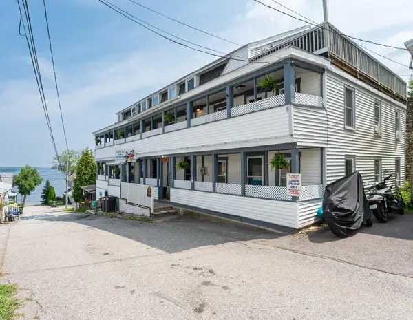 7 Baker Avenue #6, Laconia, NH 03246