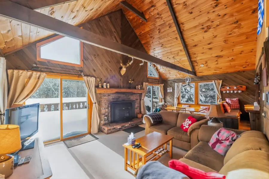 48 Upper Highlands Loop, Dover, VT 05356 - #2