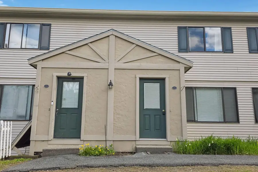 133 Colonial Drive #702, Wilder, VT 05001 - #2
