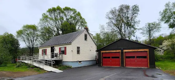 202 Mountain View, Chester, VT 05143