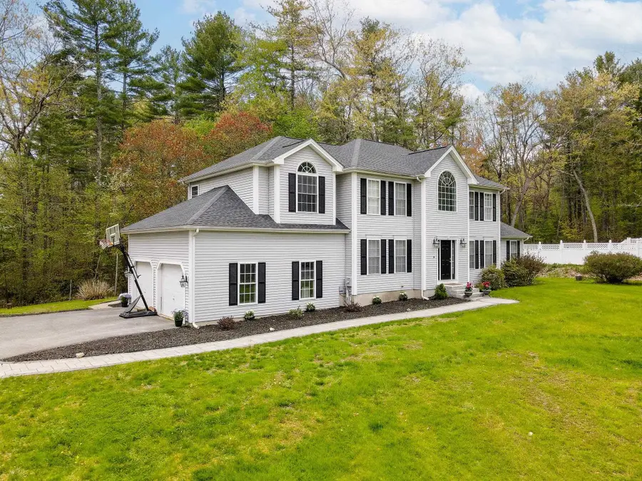 14 Cheshire Court, Londonderry, NH 03053 - #2