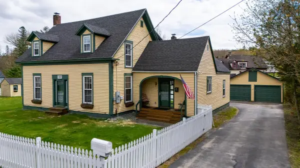 7 Pleasant Street, Lancaster, NH 03584