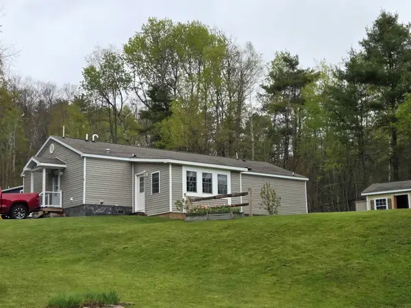 8 Meriden Mobile Court Drive, Plainfield, NH 03781