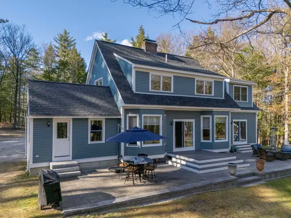 103 Flanders Memorial Road, Weare, NH 03281