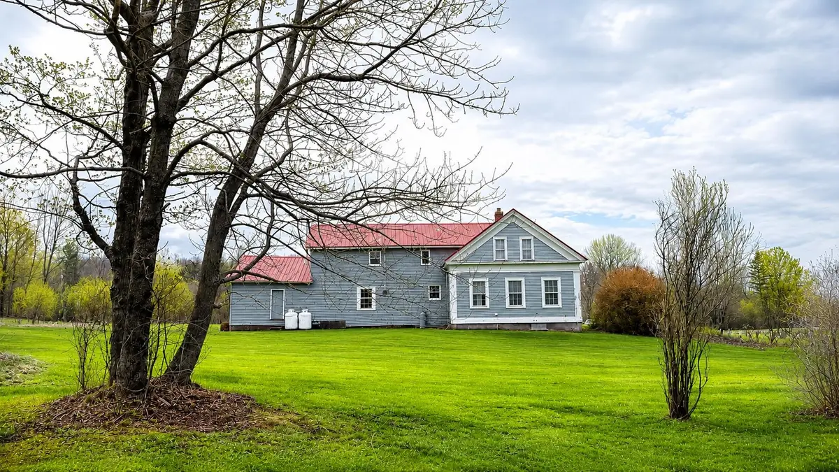 15 Daniels W Road, Albany, VT 05845 - #1