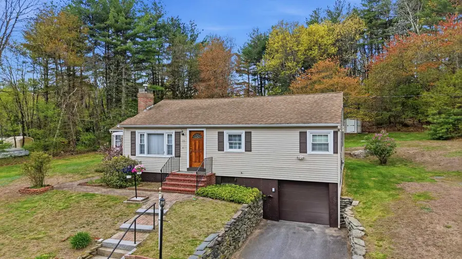 35 Nashua Road, Pelham, NH 03076 - #2