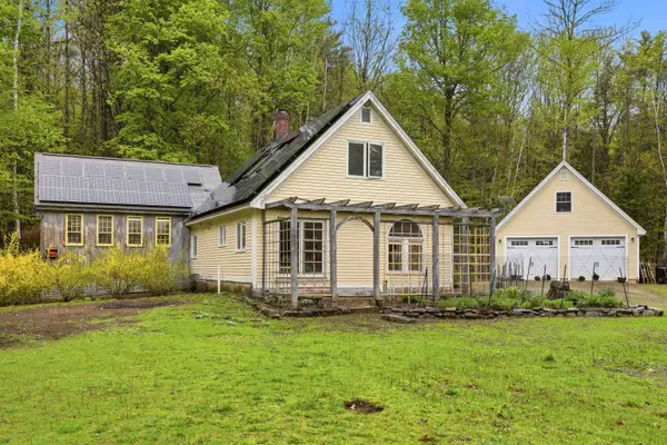 186 Hackleboro Road, Canterbury, NH 03224