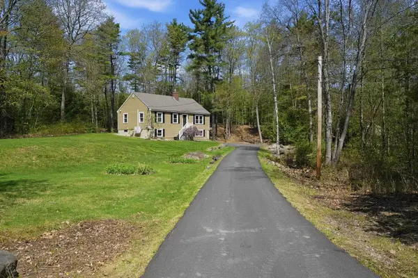 8 Rosewood Drive, Bow, NH 03304