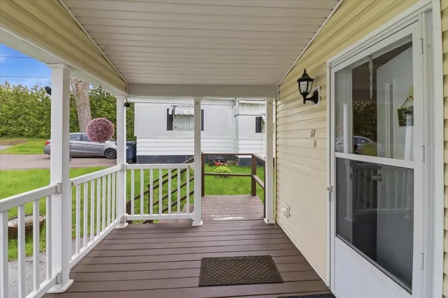 37 Penny Lane, Shelburne, VT 05482 - #3