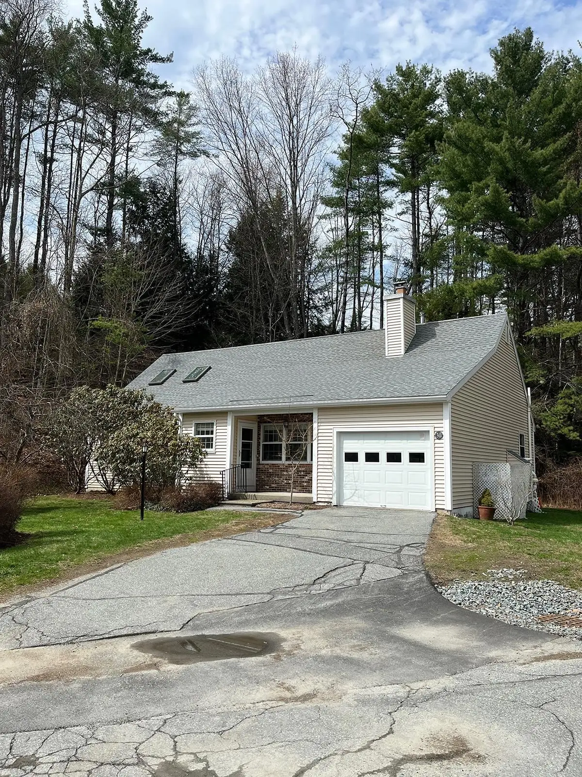 6 Oak Ridge Road, West Lebanon, NH 03784 - #1