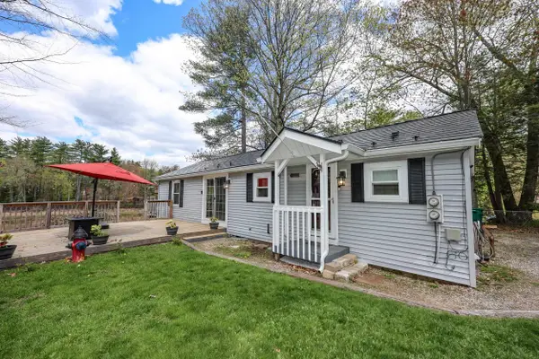 9 Riverside Drive, Fremont, NH 03044