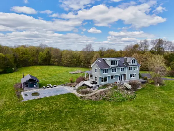 25 Ministry Lane, South Hero, VT 05458