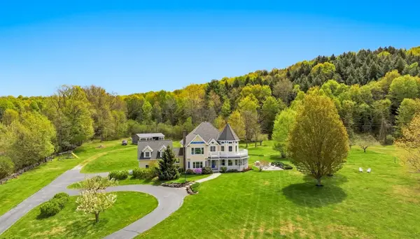 302 Ledge Hill Drive, Georgia, VT 05478