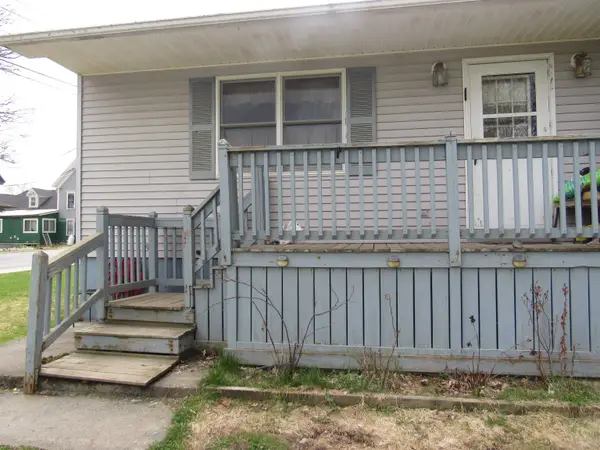 31 south Street, Troy, VT 05859