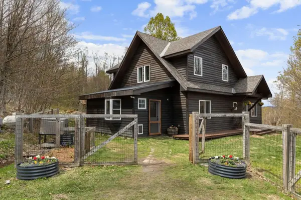 96 Deerfield Hills Road, Morristown, VT 05661