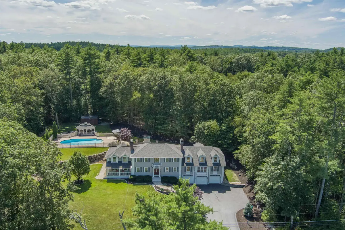 127 Hooksett Road, Auburn, NH 03032 - #1