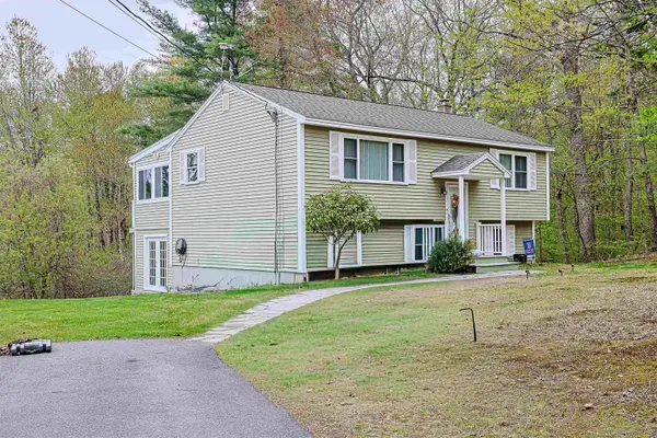 80 Hovey Road, Londonderry, NH 03053