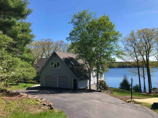 2 Blue Heron Lane, Deerfield, NH 03037