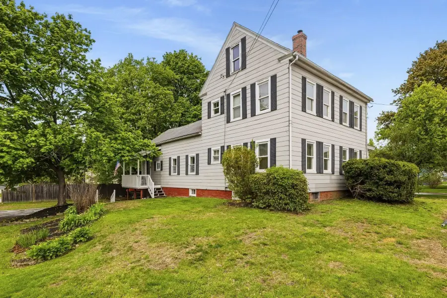 118 Court Street, Dover, NH 03820 - #2