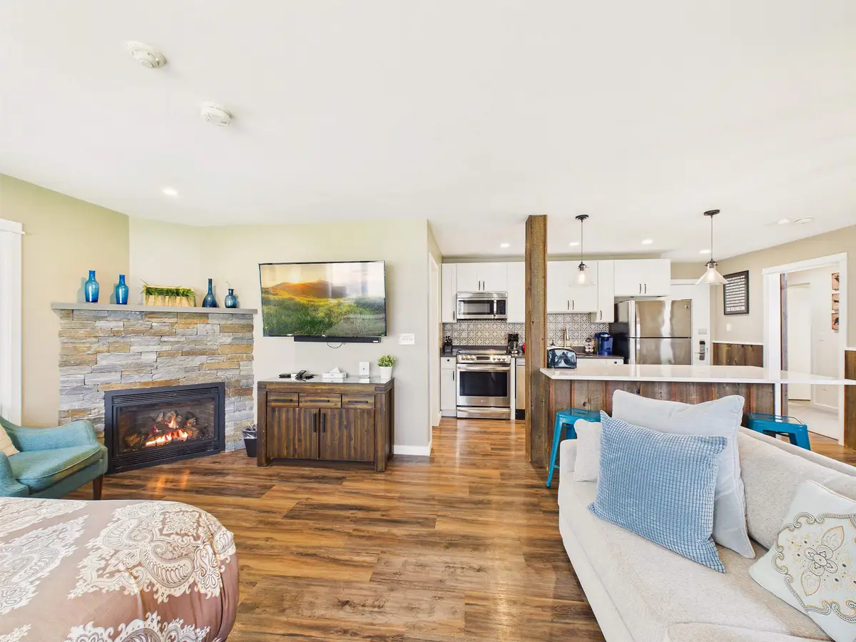 99 Killington Center Drive #R41 Unit 412 & 413, Killington, VT 05751 - #1