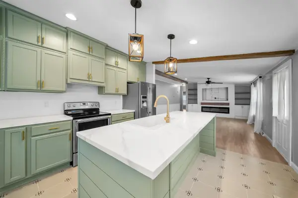 54 Spruce Drive, Farmington, NH 03835
