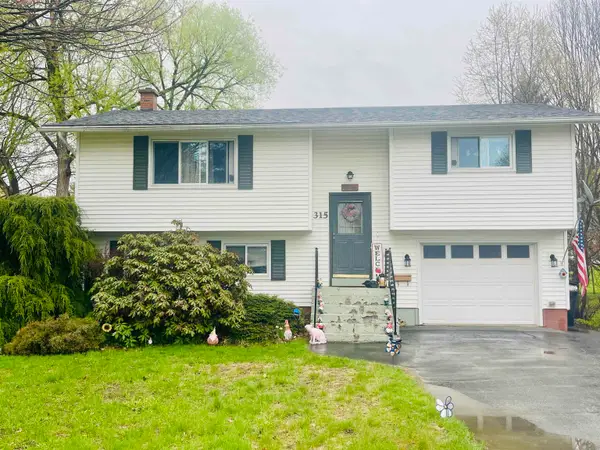 315 Jackson Street, Newport City, VT 05855