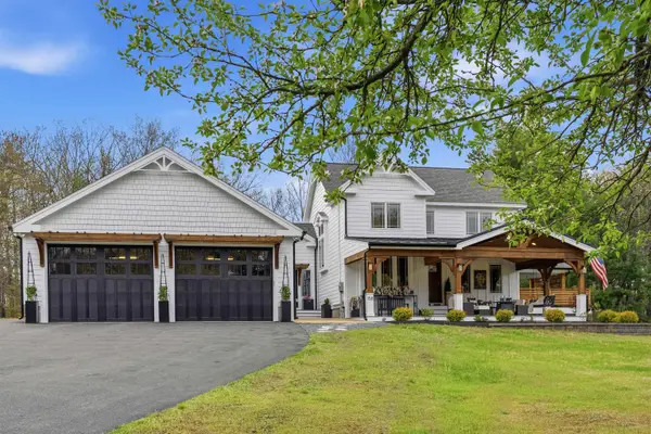 158 Pinecrest Road, Litchfield, NH 03052